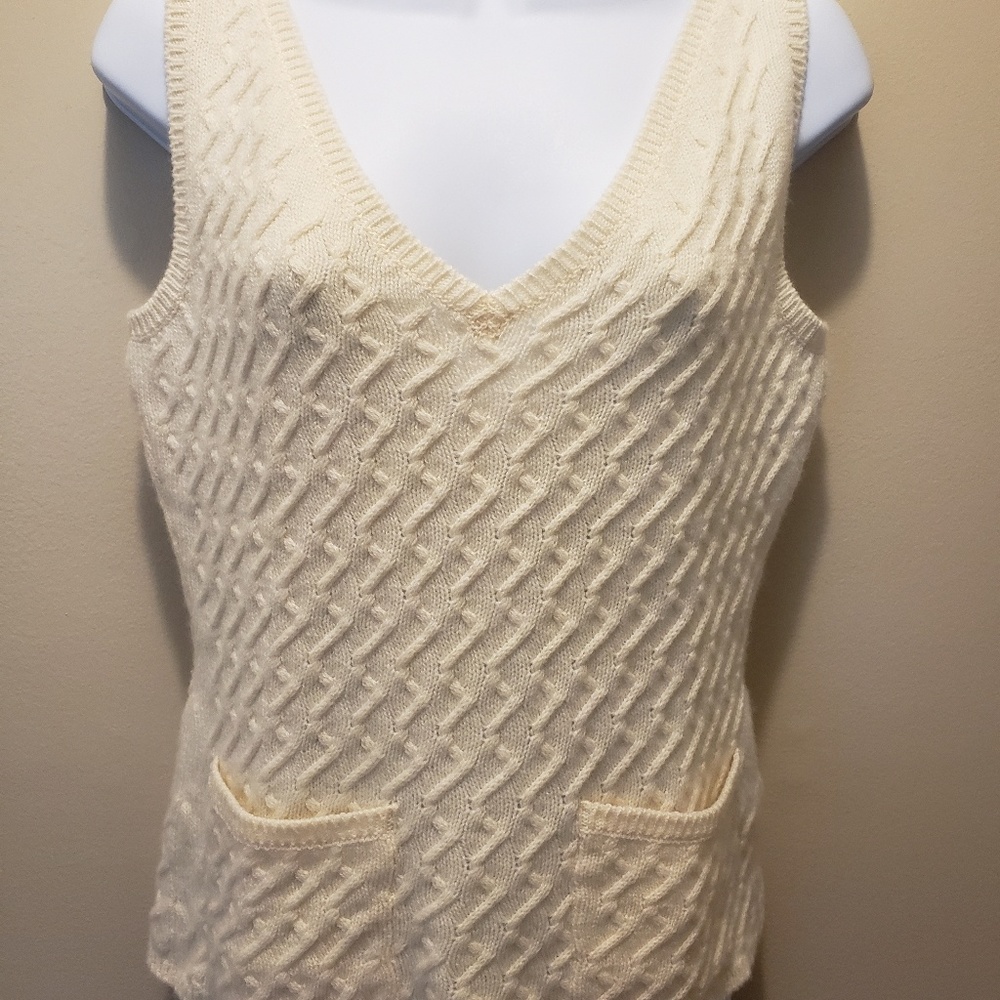 V- NECK SWEATER SLEEVELESS 100% CASHMERE